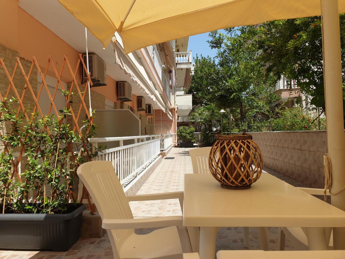 Villa Vienni Paralía Exterior foto