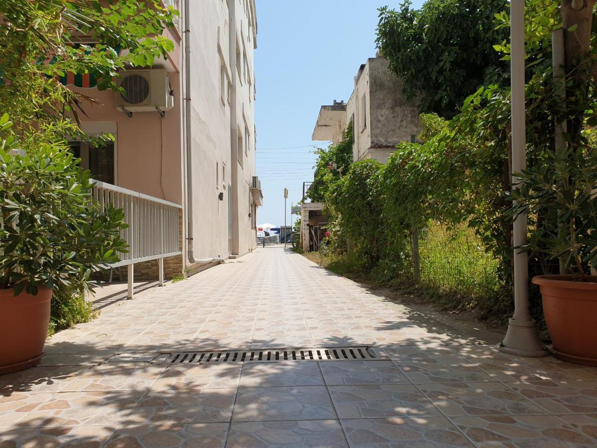 Villa Vienni Paralía Exterior foto